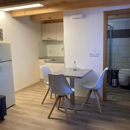Apartma Hiska Dobravlje Buitenkant foto
